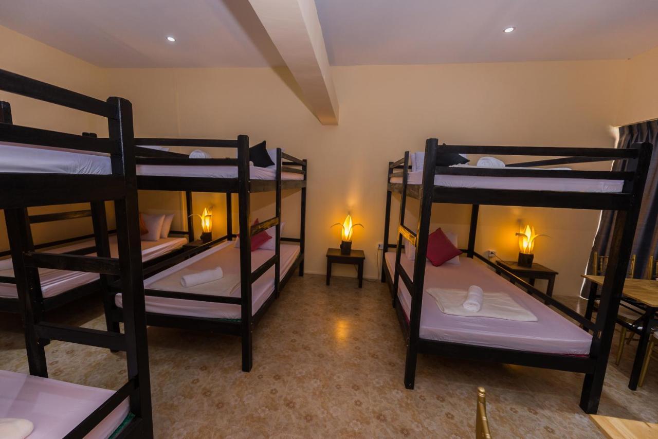 Gz Plan B Hostel Siem Reap Exterior photo